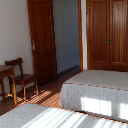 Hotel-Motel Sol II Requena Phòng bức ảnh