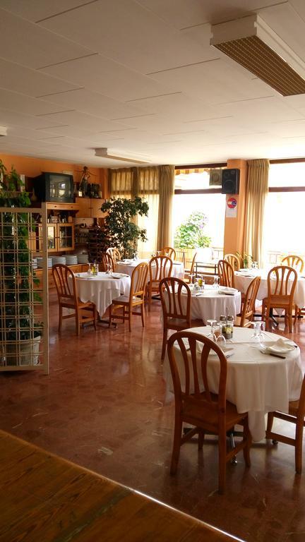 Hotel-Motel Sol II Requena Phòng bức ảnh