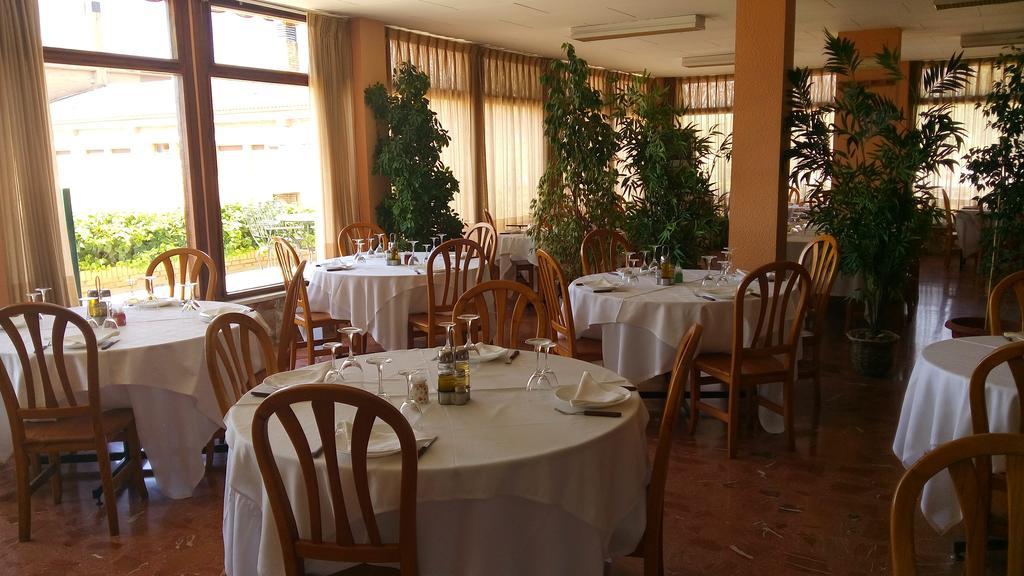 Hotel-Motel Sol II Requena Ngoại thất bức ảnh